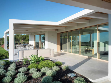 WOODEN SKYLINE SLIDING - Lift and slide wooden patio door by CARMINATI SERRAMENTI - view 2